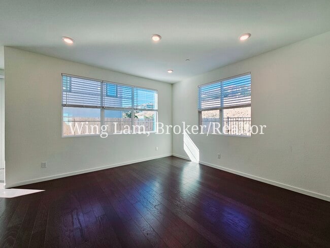 Photo - 3165 Sunny Gate Ln