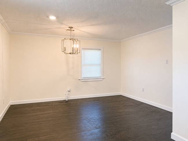 Photo - 632 N 3rd St