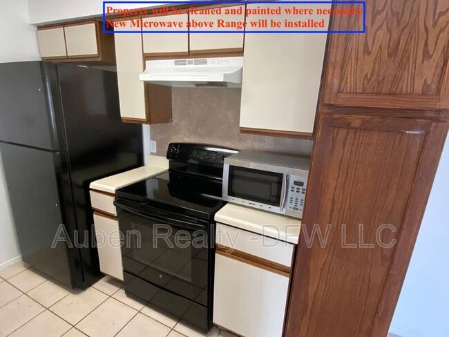Photo - 545 Canary Ln