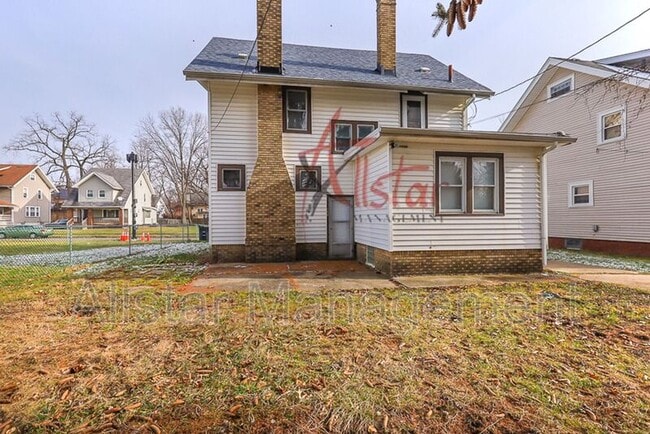 Photo - 458 Hillwood Dr