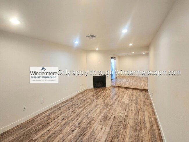 Photo - Cozy Halfplex in Citrus Heights- Available Now!