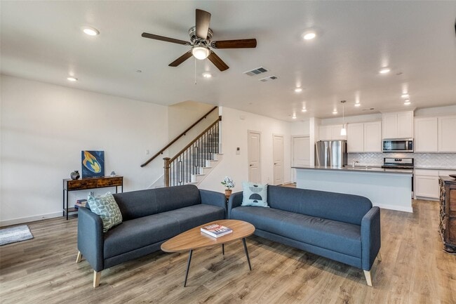 Photo - 3891 Pine Leaf Ln