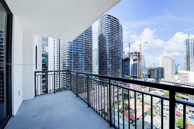 Photo - 999 SW 1st Ave Unit 2402
