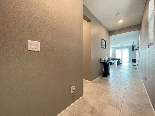 Photo - (Fully Furnished) 4 Bedroom + Loft,  3 Ful...