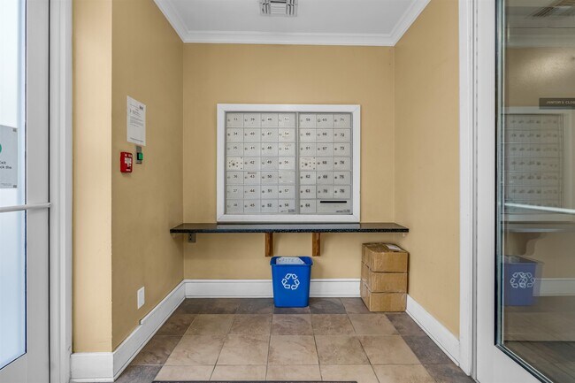 Photo - 55 Mallory Ave Unit # 69