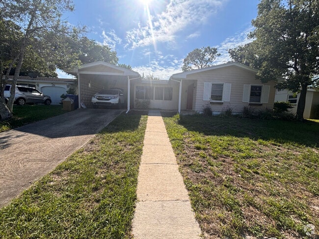 Building Photo - 201 Deltona Blvd Rental