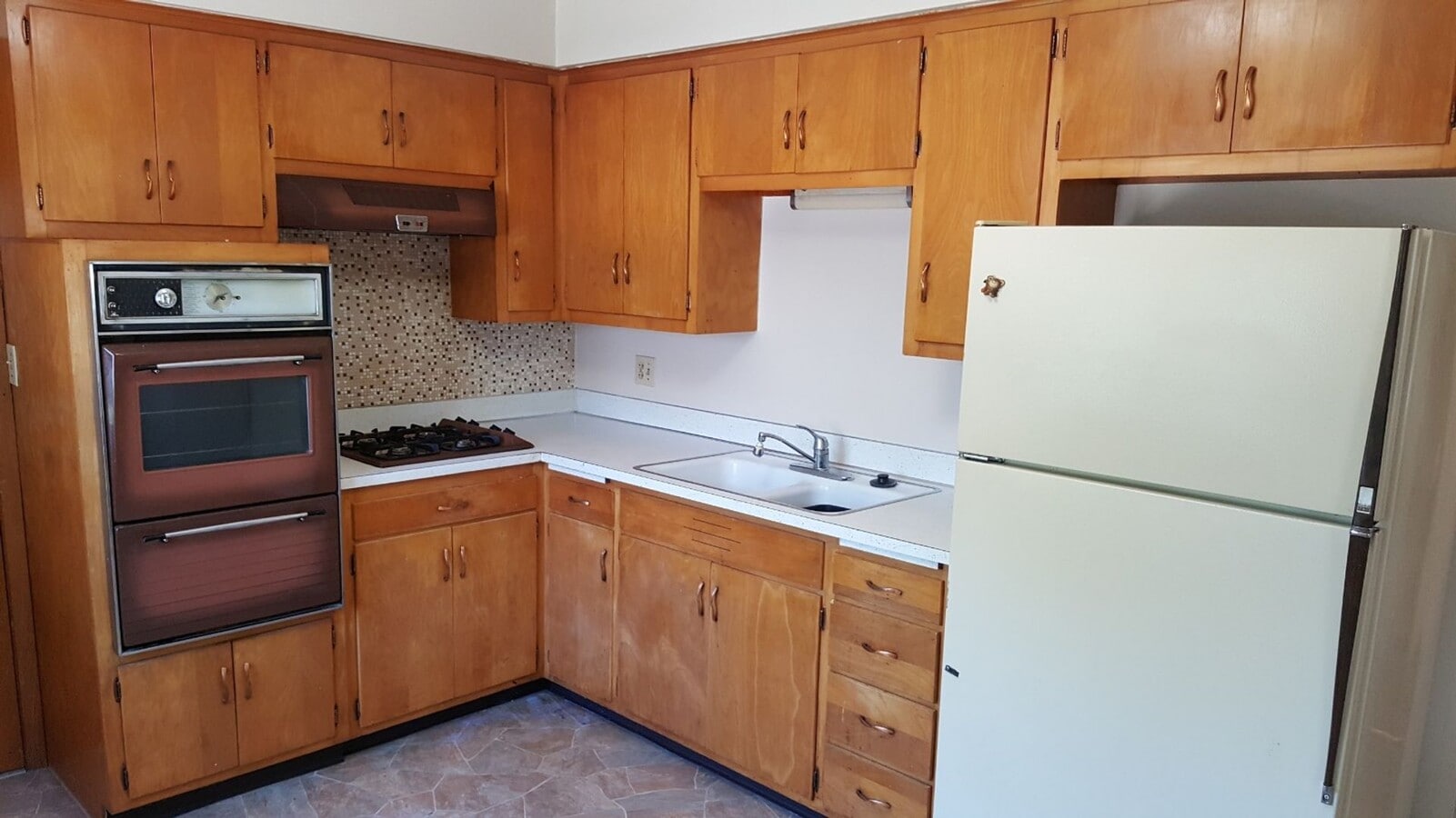 Elmore - Elmore Unit Lower Front 2 bed