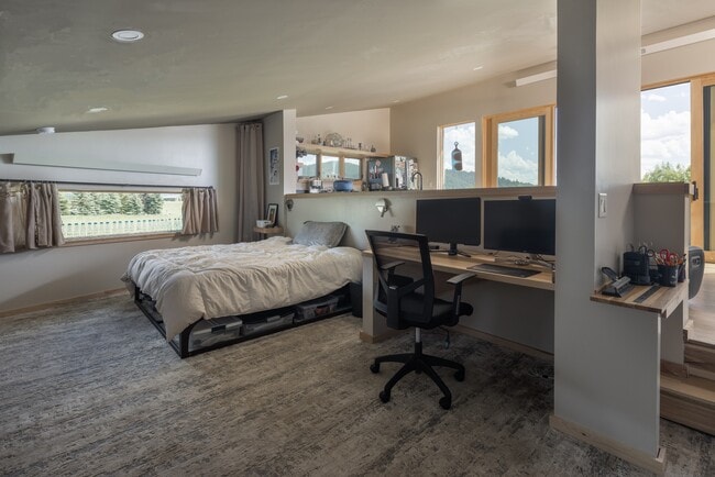 studio style bedroom - 356 Columbine St Unidad GuestHouse