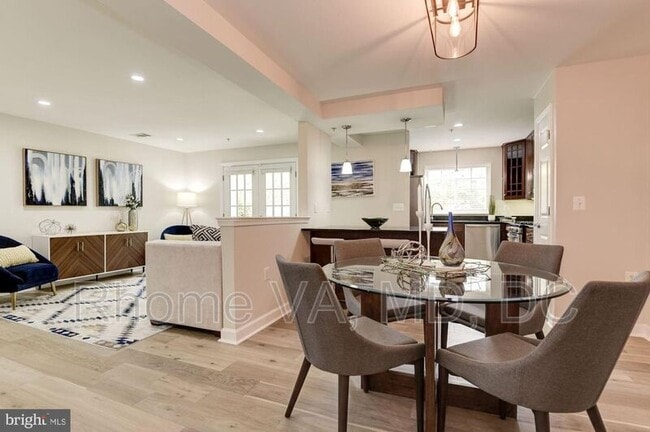 Photo - 4113 S Four Mile Run Dr Unit #204