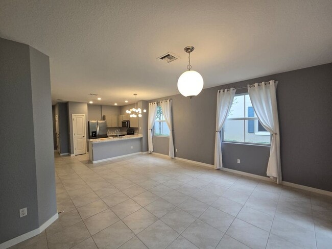 Photo - Bright and Easy-Living Home in Riviera Beach
