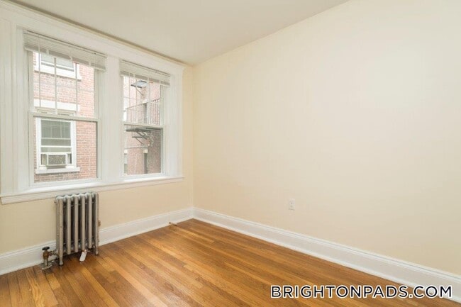 Photo - 288 Chestnut Hill Ave Unidad 2