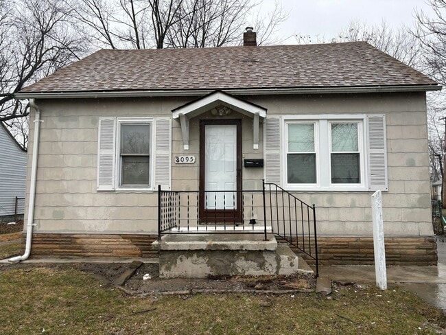 Building Photo - 8095 Continental Ave