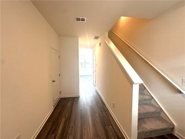 Photo - 423 Towson St