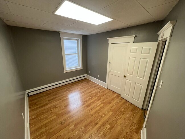 Photo - 443-445 Scott St Unit 1R