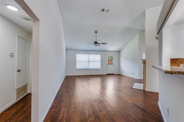 Photo - 1940 Helen Ln