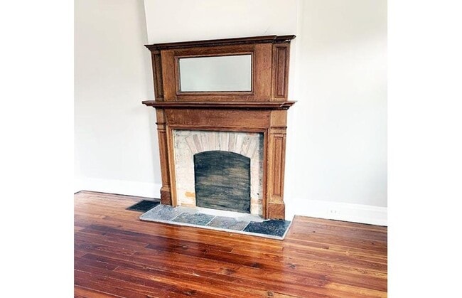 Photo - 4125 Apple St