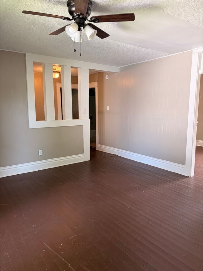 Photo - 2411 Fox Ave Unit 2411-B