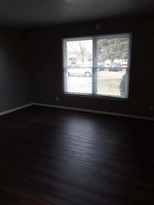 Photo - 2 bedroom 1.5 bath triplex Unit 103 Nottingham Way