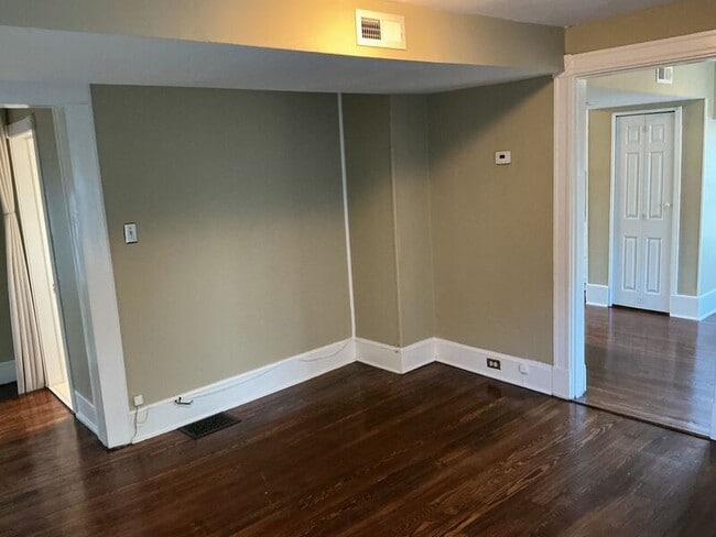 Photo - 2889 Markbreit Ave Unit # 2