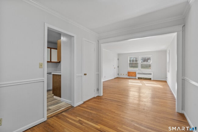 Building Photo - 146 Blachley Rd