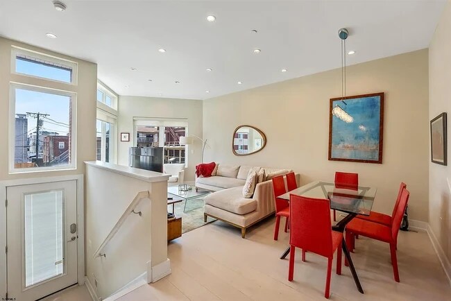 Photo - 117 S Little Rock Ave