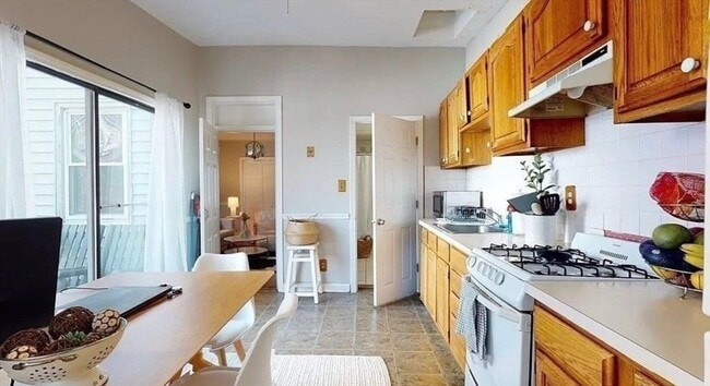 Photo - 93 Baxter St Unit 1