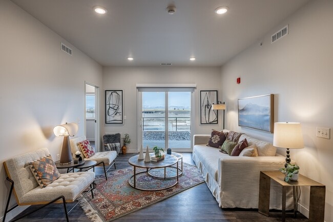 Building Photo - Helena Confluence Apartments