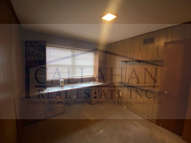 Photo - Mid Town 3 Bedroom home