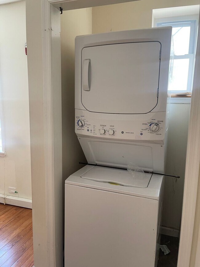 Photo - 5031 Hazel Ave Unit 5031-03