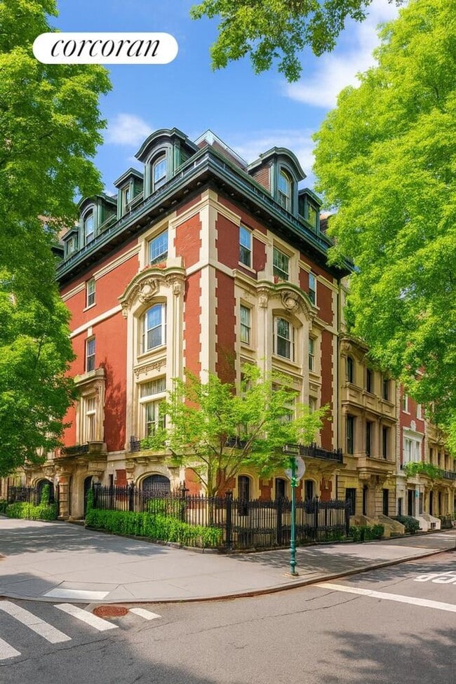 Photo - 337 Riverside Dr