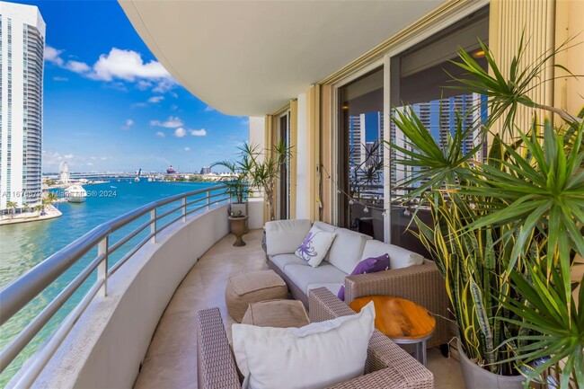 Photo - 888 Brickell Key Dr Condo Unit 1004