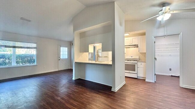 Photo - Alpharetta 3 Bedroom-2 Bathroom, Minutes F...