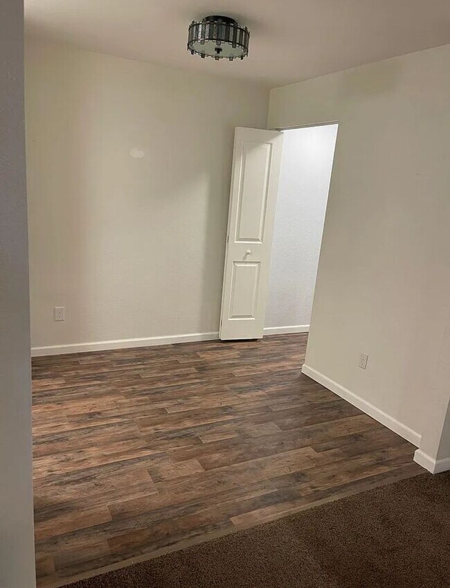 Photo - Great ground floor condo in East Anchorage Unidad G11