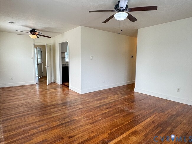 Photo - 1809 Geffert Dr