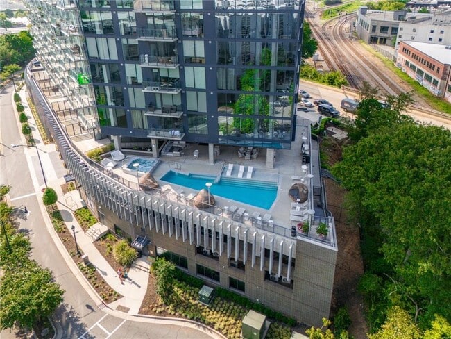 Photo - 788 West Marietta St NW Unit 1304