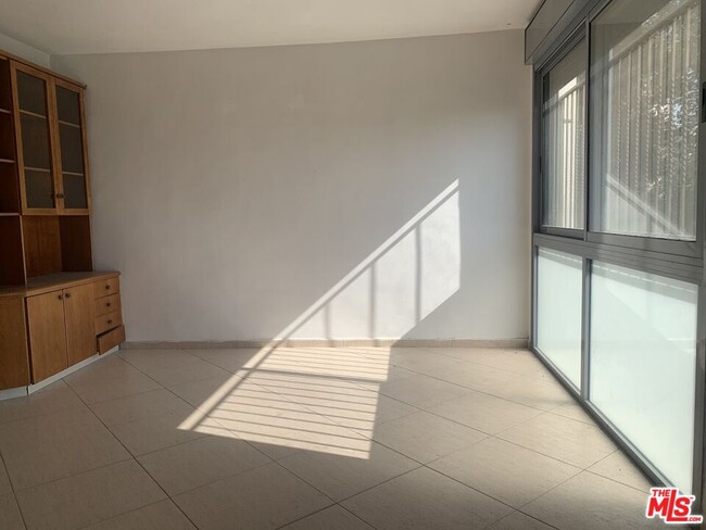 Photo - 10 Herzl Blvd Unit 3