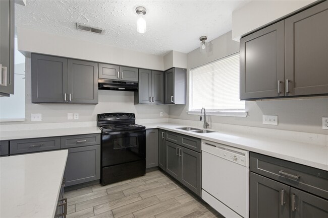 Photo - 3611 Macon Pl Ct