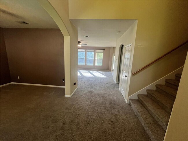 Photo - 221 Gainer Dr