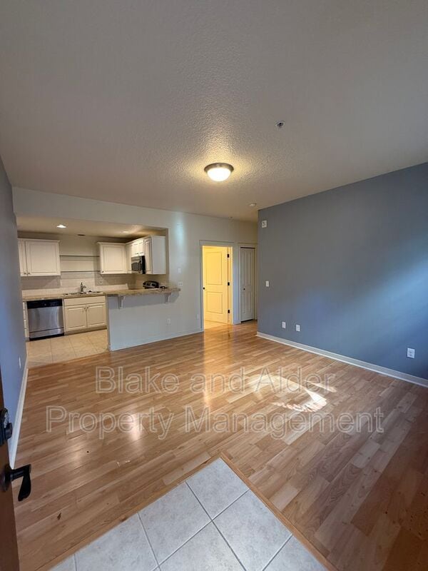 Photo - 8758 NE Delamere Way