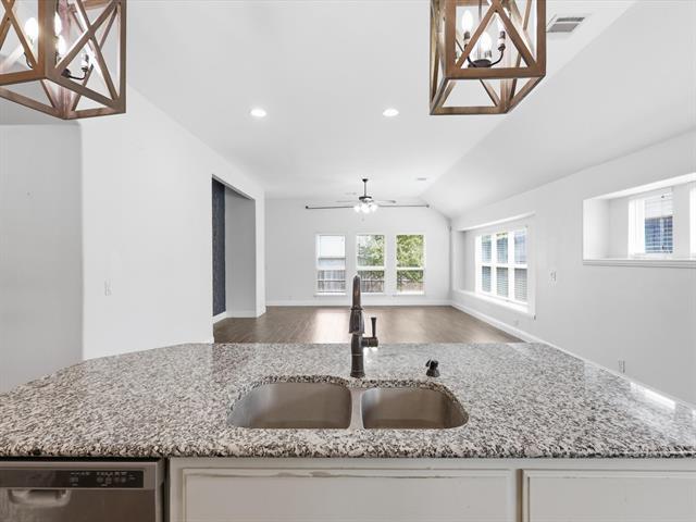 Photo - 8113 Spitfire Trail