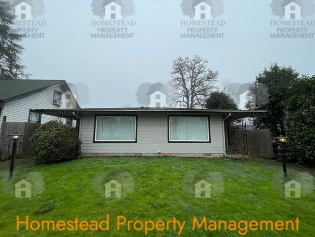 Building Photo - 1926-1928-1928 McCoy Ave NE