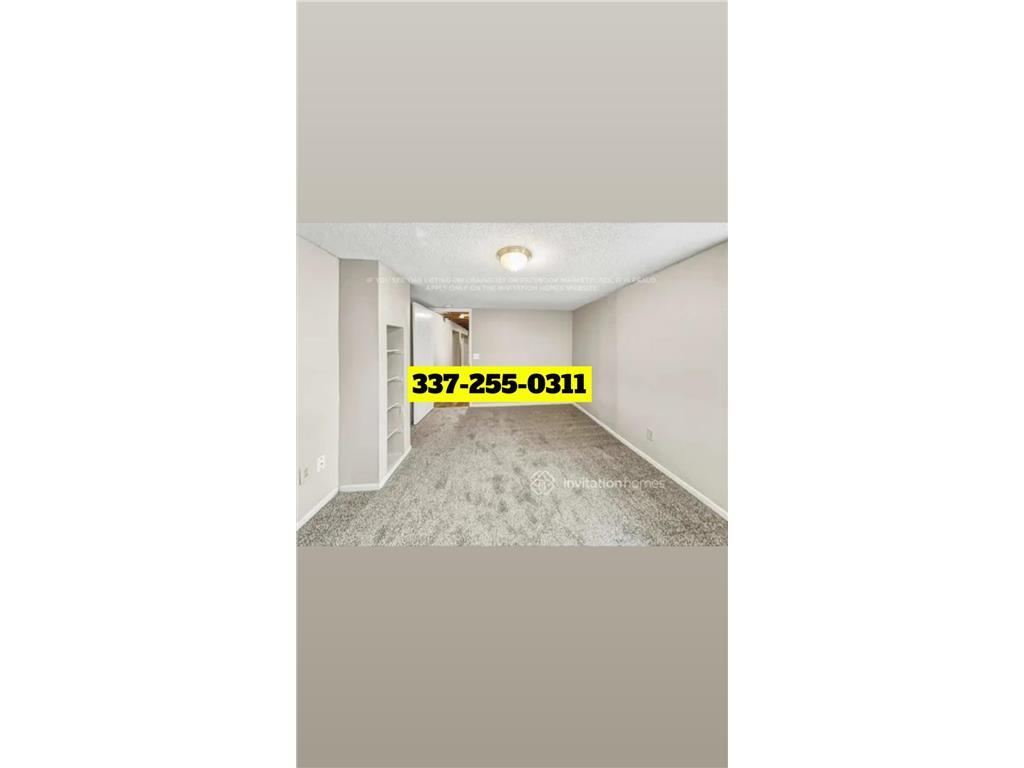 Photo - 232 Oak Park Dr NE
