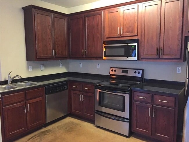 Photo - 910 W 25th St Unit 307