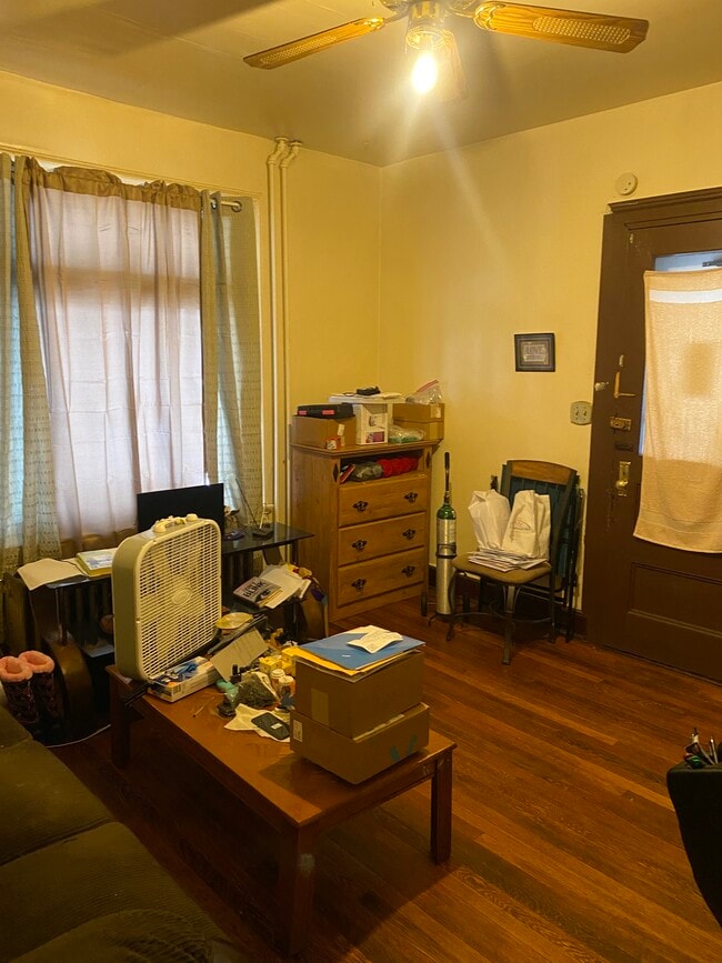 Photo - 31 Leroy St Unit 1