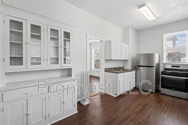 Photo - 1306 Carr Ave