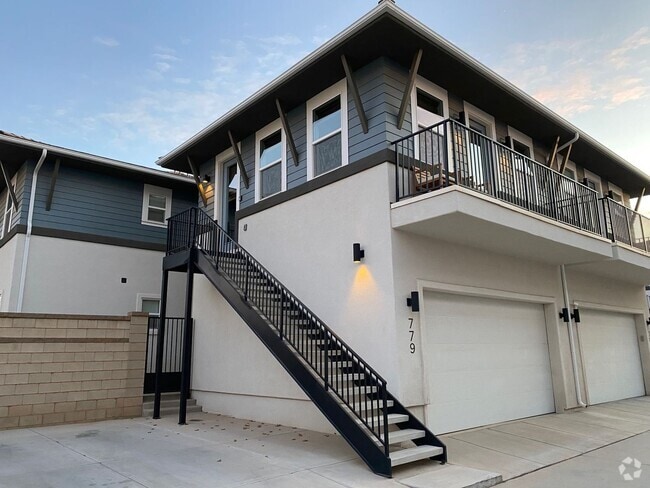 Building Photo - Newer Fully Furnished Private Studio Casit... Rental