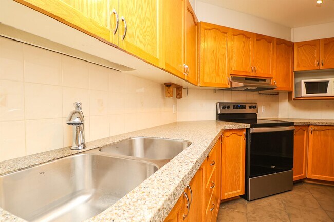 Photo - 6008 Red Willow Dr