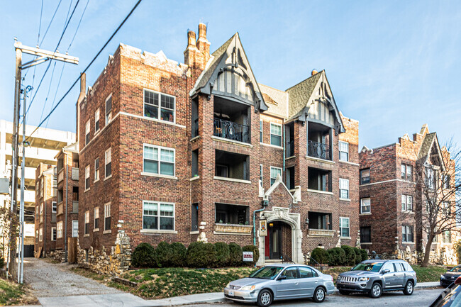 Braemar Apartments - Braemar Apartments