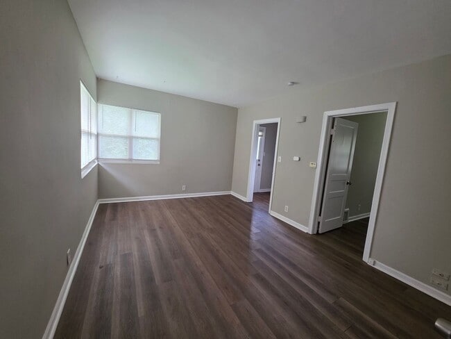 Photo - Spacious 1-Bedroom Duplex with Plenty of Kitchen Storage