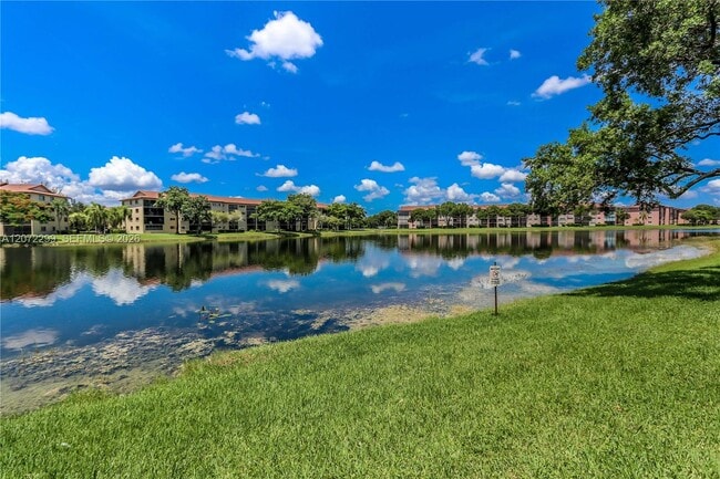 850 SW 138th Ave Unit 408D